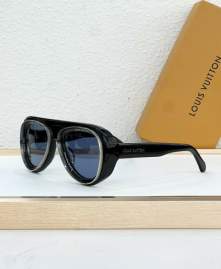 Picture of Louis Vuitton Sunglasses _SKUfw77096052fw
